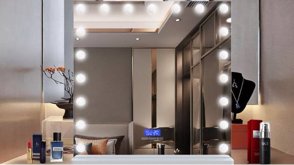 智能镜子厂家：打开健康美丽新世界的钥匙